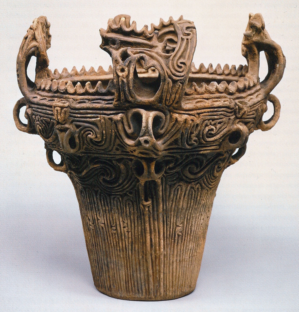 jomon-period-prehistoric-japanese-pottery